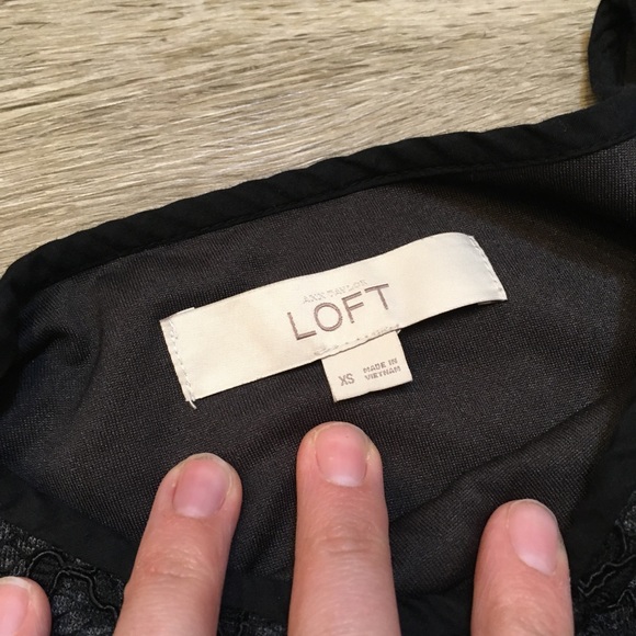 ☀️LOFT // Charcoal Lace Trim Casual Dress - Picture 4 of 5